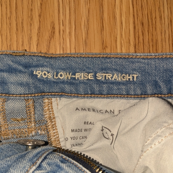 AE Low Rise Straight Jean - Picture 3 of 4